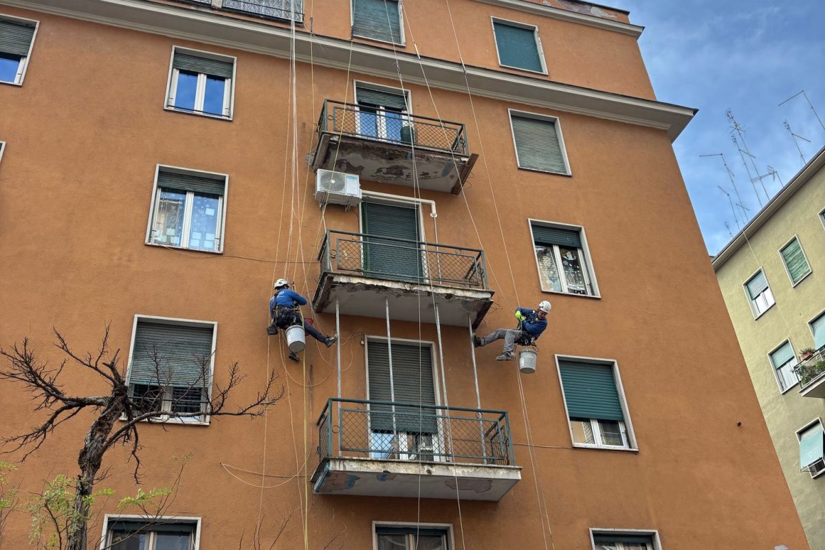 Via Lucrino 20, Roma